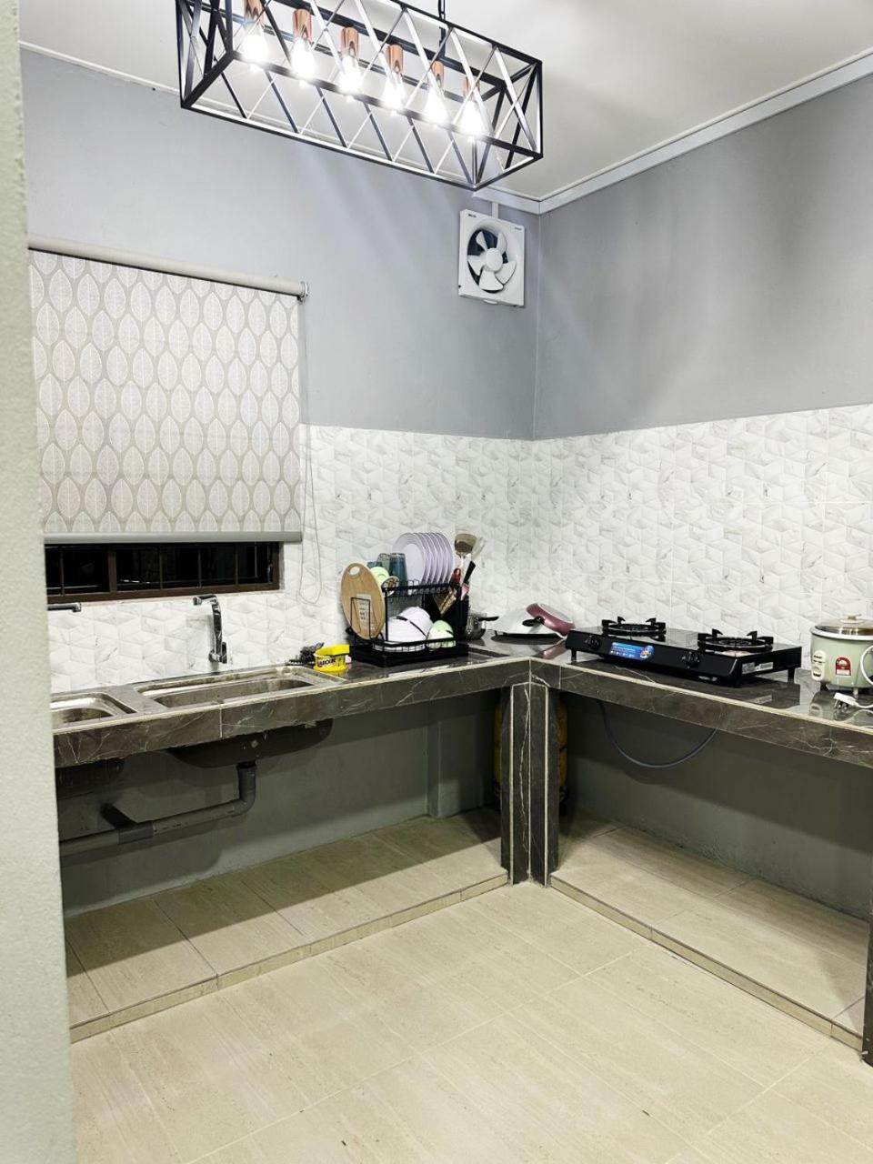 Mz Homestay Tuaran Exterior photo