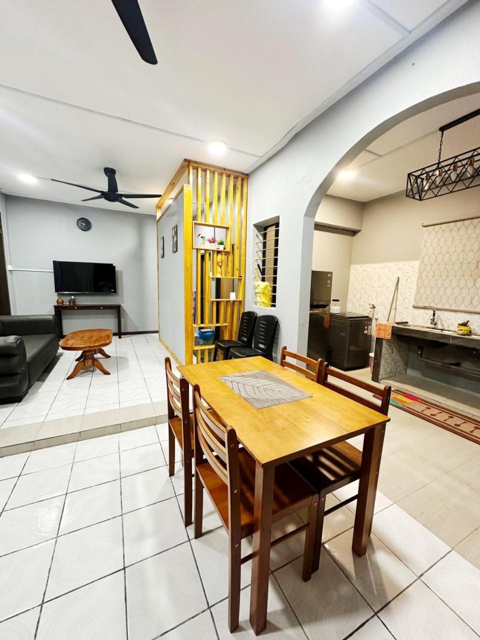 Mz Homestay Tuaran Exterior photo