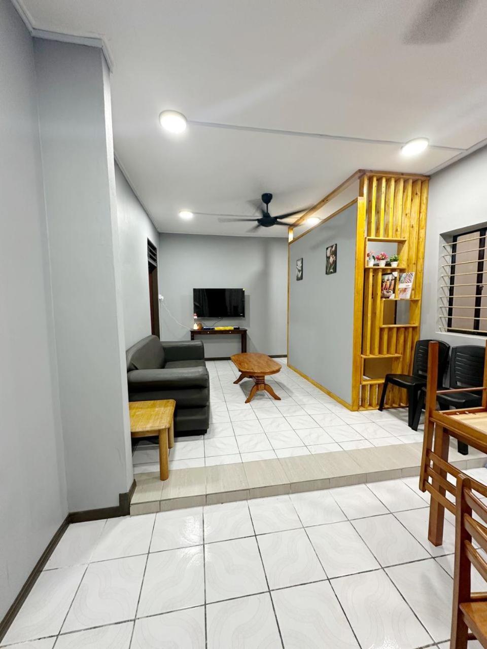 Mz Homestay Tuaran Exterior photo
